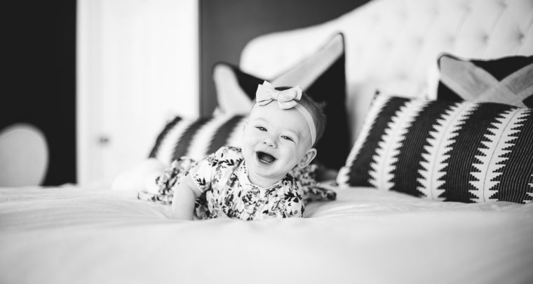 St. Louis Baby Photography | In Home Family Photographer