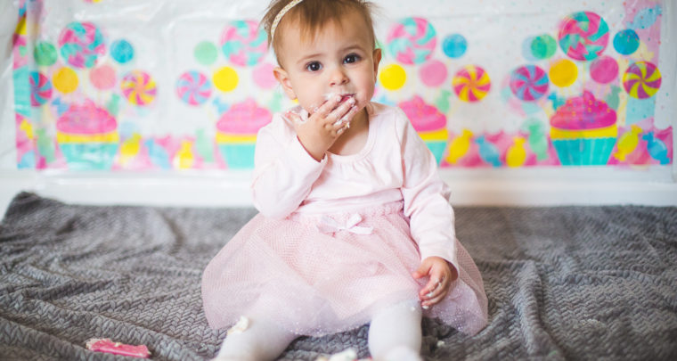 St. Louis Baby Photography | First Birthday Cake Smash