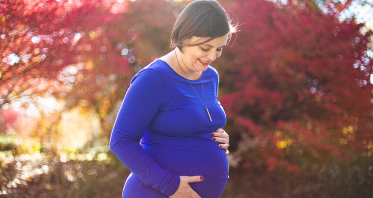 St. Louis Maternity Photography | Lafayette Square Park