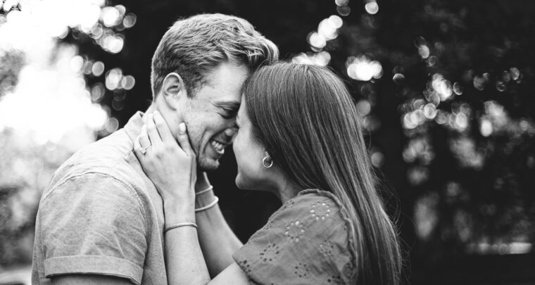 St. Louis Proposal Photography | Oak Knoll Park