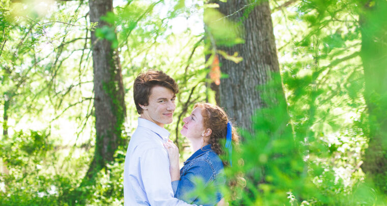 St. Louis Engagement Photography | Shaw Nature Reserve